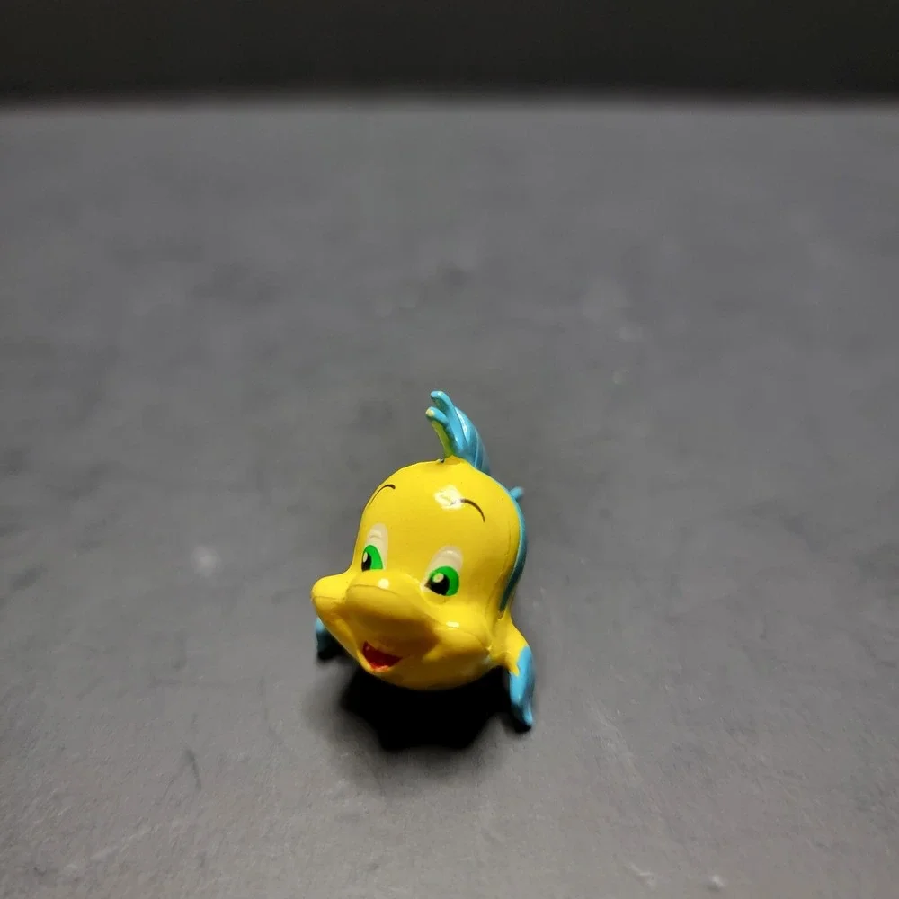 EUC Vintage Disney Flounder PVC Figure 1